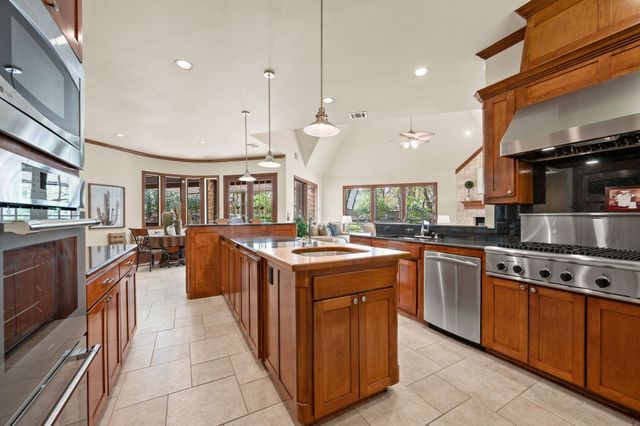 1920 Stonecastle Drive, Keller, TX 76262