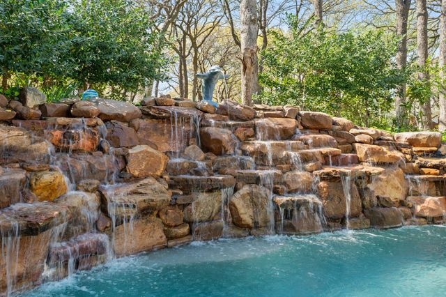 1920 Stonecastle Drive, Keller, TX 76262