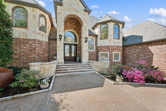1920 Stonecastle Drive, Keller, TX 76262
