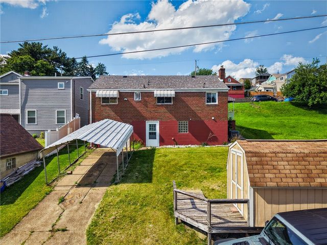 616 LAURA AVENUE, West Mifflin, PA 15122