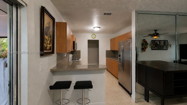 3074 NW 64th St, Miami, FL 33147