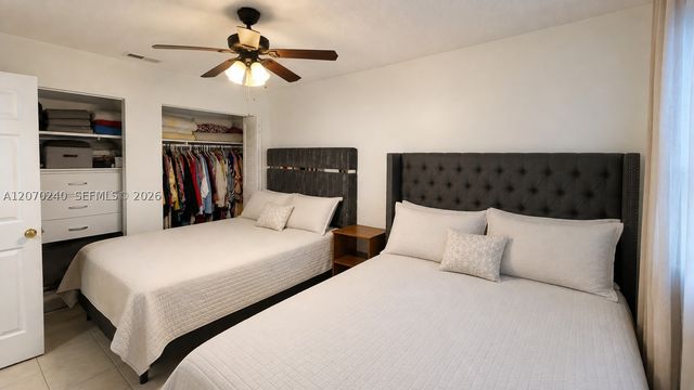 3074 NW 64th St, Miami, FL 33147
