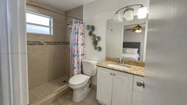 3074 NW 64th St, Miami, FL 33147