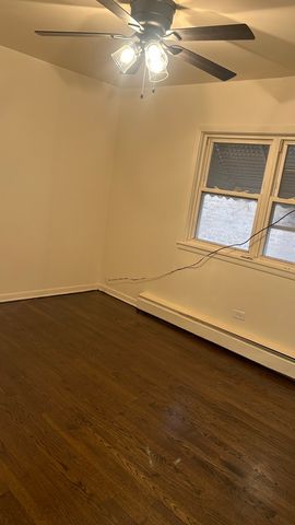 9010 BRONX Avenue, Skokie, IL 60077