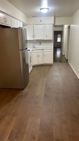 9010 BRONX Avenue, Skokie, IL 60077