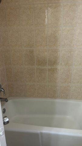 9010 BRONX Avenue, Skokie, IL 60077