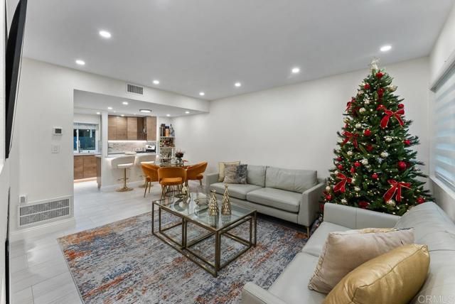 929 Amistad Court C, El Cajon, CA 92019