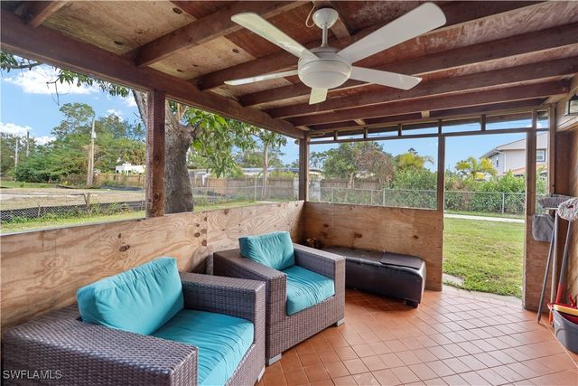 3586 Croton RD, Naples, FL 34104