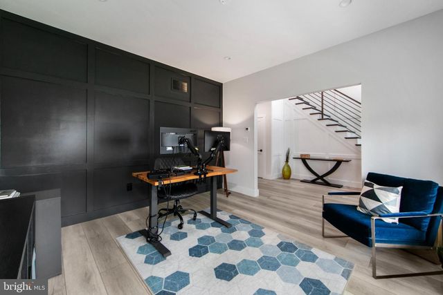 17 BISHOP AVE, Berlin, NJ 08009