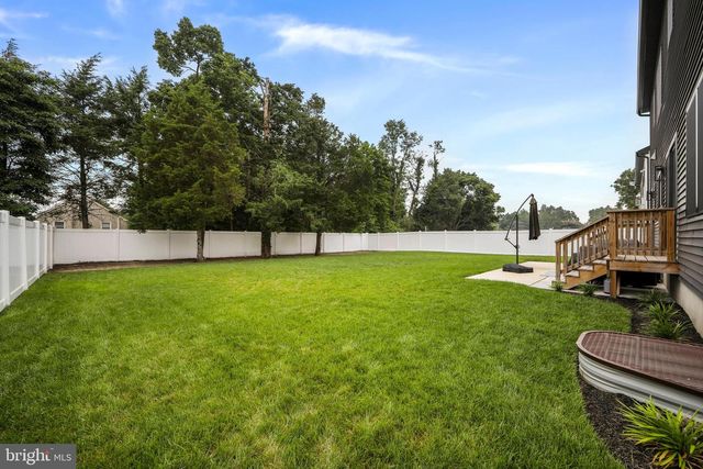 17 BISHOP AVE, Berlin, NJ 08009