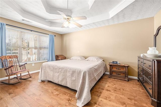 285 Meadowcreek Drive, Jefferson, GA 30549