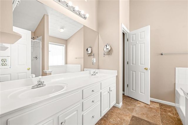 285 Meadowcreek Drive, Jefferson, GA 30549