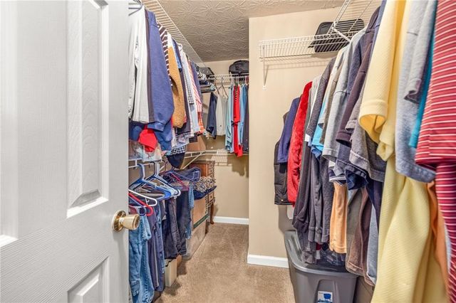 285 Meadowcreek Drive, Jefferson, GA 30549