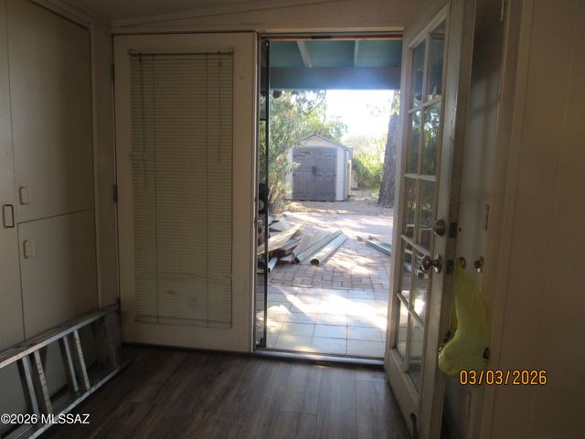 2709 N Alvernon Way, Tucson, AZ 85712