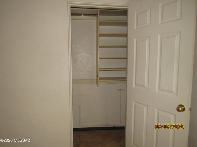 2709 N Alvernon Way, Tucson, AZ 85712