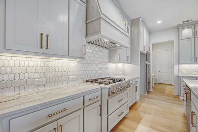 1421 Hidden Cove Drive, Lakewood Village, TX 75068