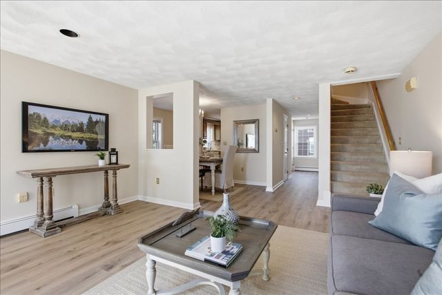 53 Front St 53, Beverly, MA 01915