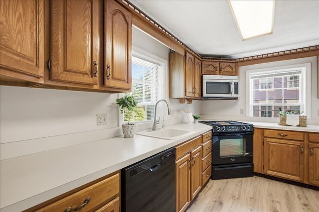 53 Front St 53, Beverly, MA 01915