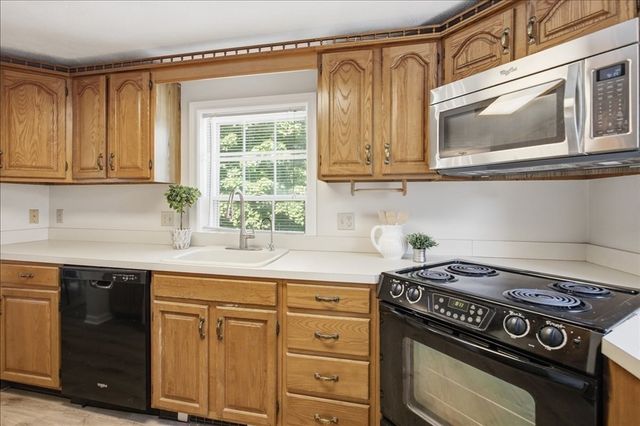 53 Front St 53, Beverly, MA 01915