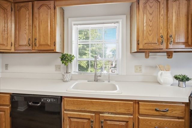 53 Front St 53, Beverly, MA 01915