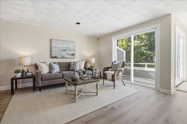 53 Front St 53, Beverly, MA 01915