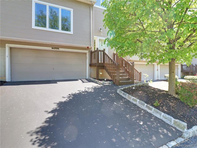 69 Leif Boulevard, Congers, NY 10920