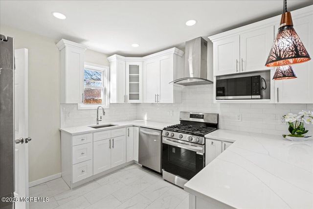 20 Elston Street, Bloomfield, NJ 07003