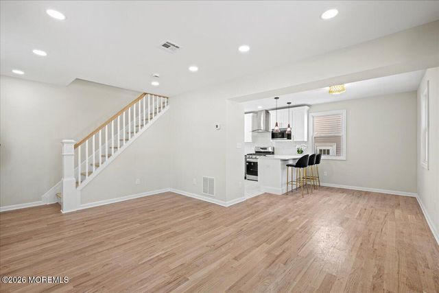 20 Elston Street, Bloomfield, NJ 07003