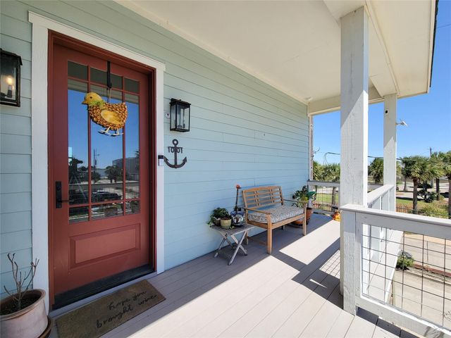 1001 Bamar Lane, Galveston, TX 77554