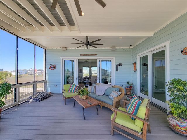 1001 Bamar Lane, Galveston, TX 77554