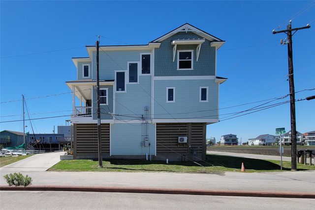 1001 Bamar Lane, Galveston, TX 77554