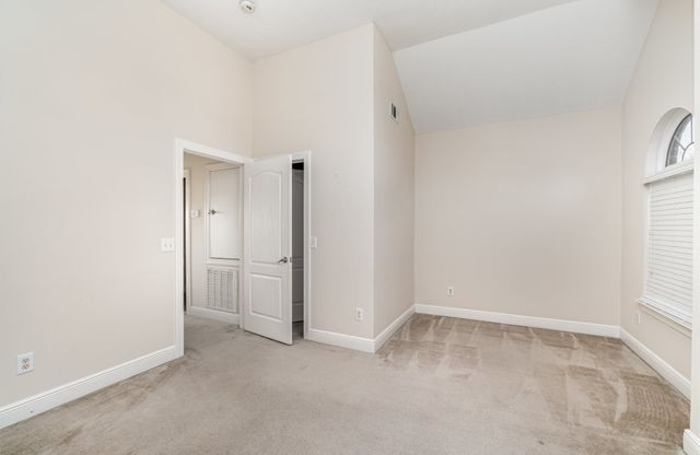 205 Stecoah Ct, Antioch, TN 37013