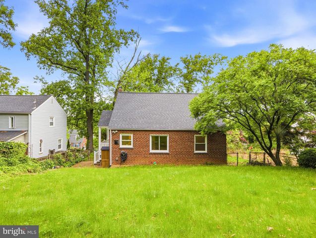 5507 GALLATIN ST, Hyattsville, MD 20781