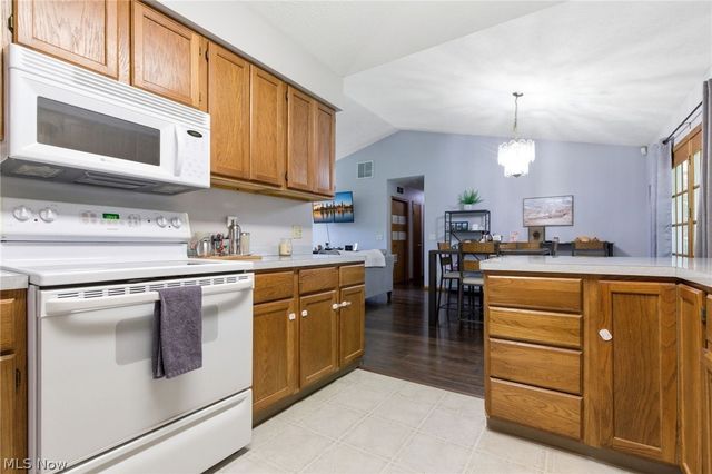 70 Florence Avenue, Painesville Twp, OH 44077