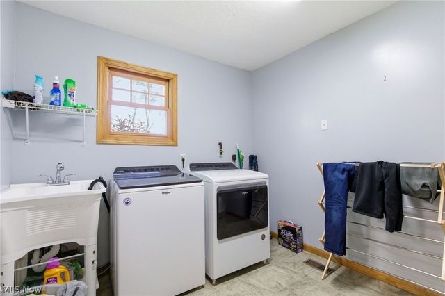 70 Florence Avenue, Painesville Twp, OH 44077