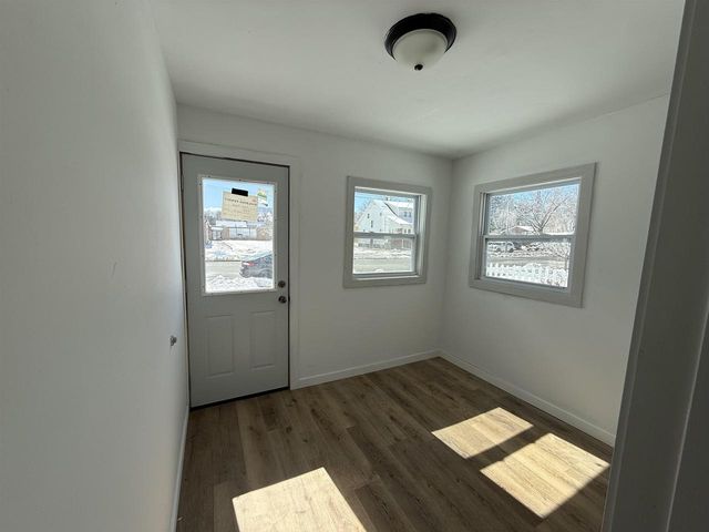 313 E CENTER STREET, Shawano, WI 54166