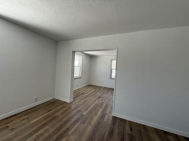 313 E CENTER STREET, Shawano, WI 54166