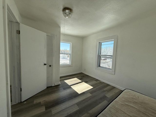 313 E CENTER STREET, Shawano, WI 54166