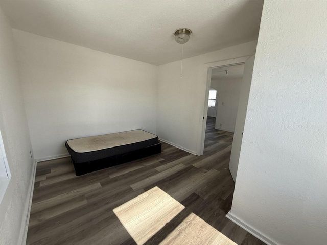 313 E CENTER STREET, Shawano, WI 54166