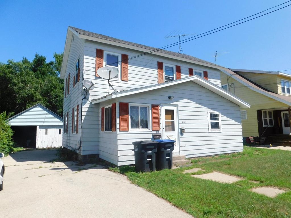 313 E CENTER STREET, Shawano, WI 54166