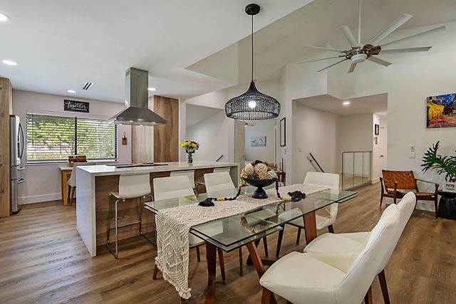 5590 Coach House Circle H, Boca Raton, FL 33486