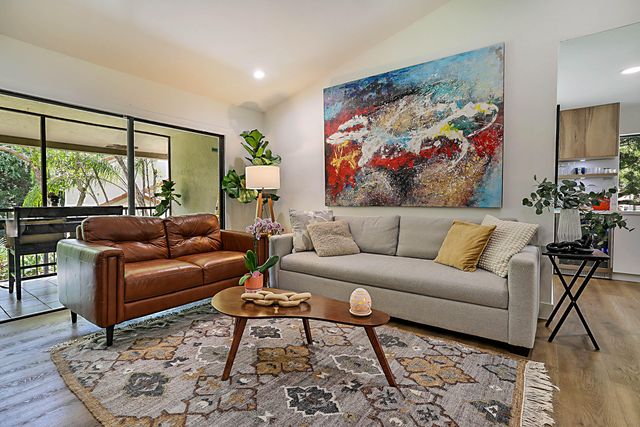 5590 Coach House Circle H, Boca Raton, FL 33486