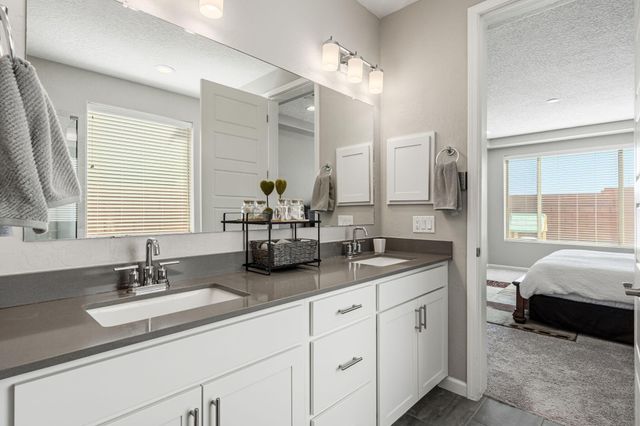 3122 Tess Court NE, Rio Rancho, NM 87144