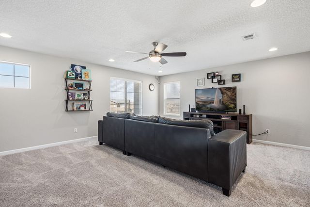 3122 Tess Court NE, Rio Rancho, NM 87144