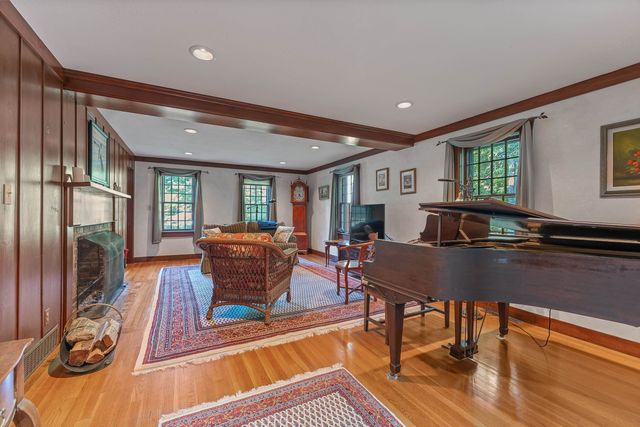 2 Old Forge Road, Hampstead, NH 03841