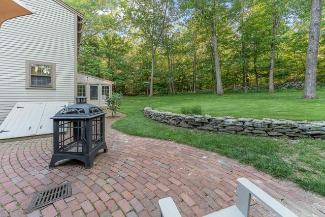 2 Old Forge Road, Hampstead, NH 03841