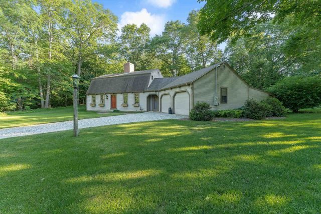 2 Old Forge Road, Hampstead, NH 03841