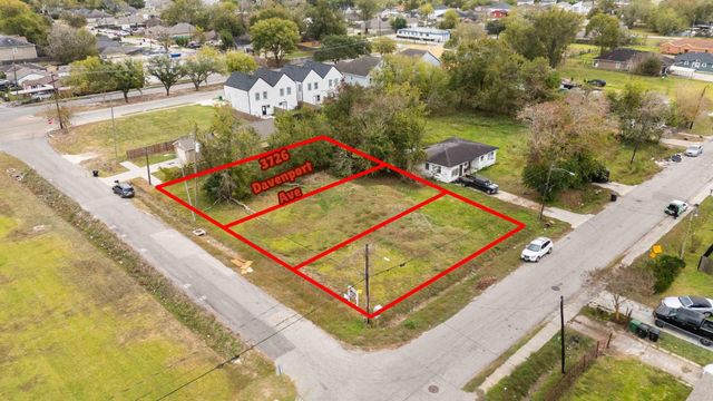 3726 Davenport Avenue, Houston, TX 77051