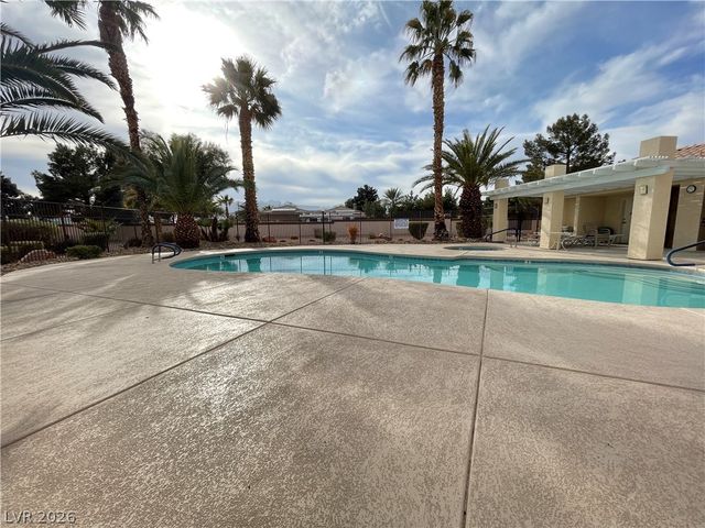 4901 Black Bear Road 202, Las Vegas, NV 89149