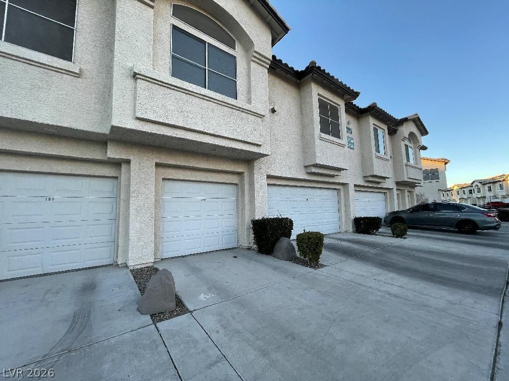 4901 Black Bear Road 202, Las Vegas, NV 89149
